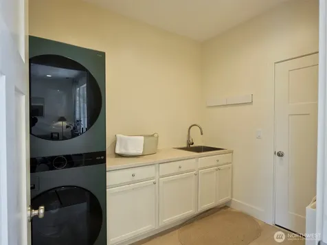 560 Park Road Winlock WA 98596