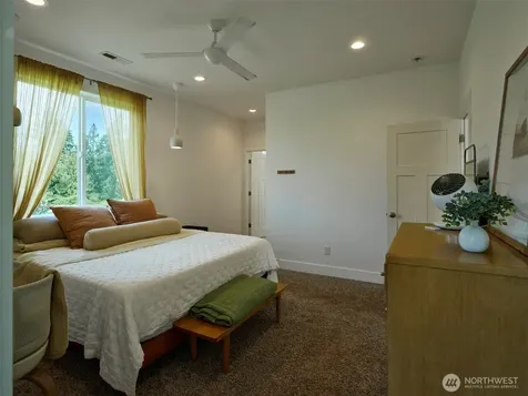 560 Park Road Winlock WA 98596