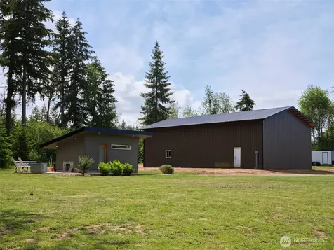 560 Park Road Winlock WA 98596