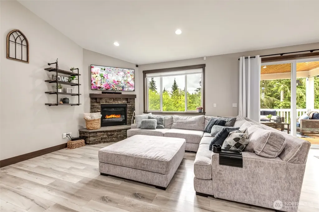5529 159th Avenue SE Snohomish WA 98290