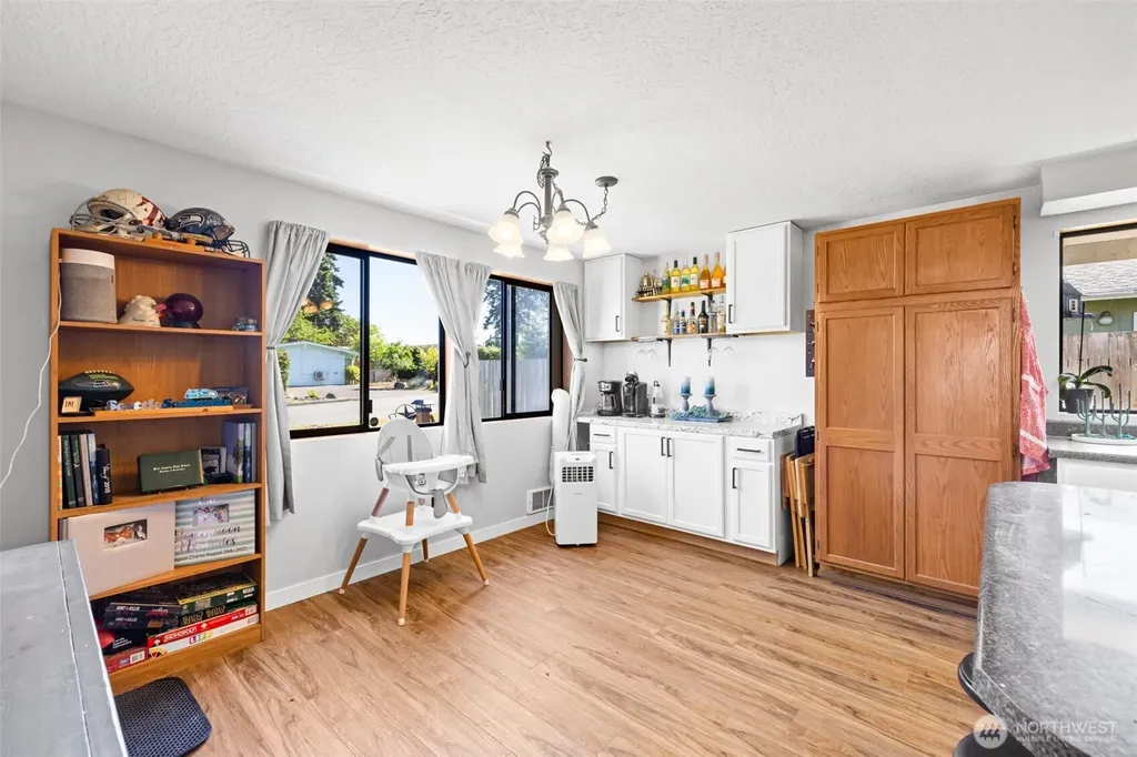 1410 W 10th Street Port Angeles WA 98363