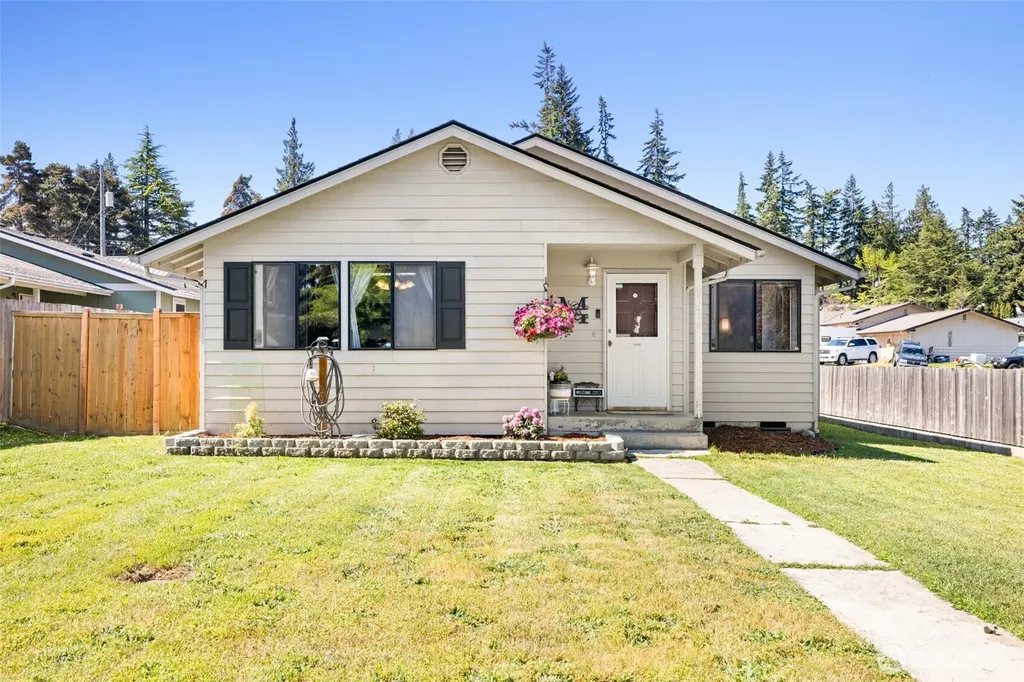 1410 W 10th Street Port Angeles WA 98363