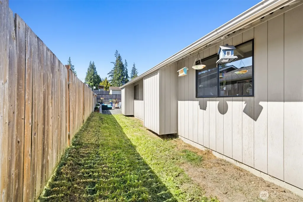 1410 W 10th Street Port Angeles WA 98363