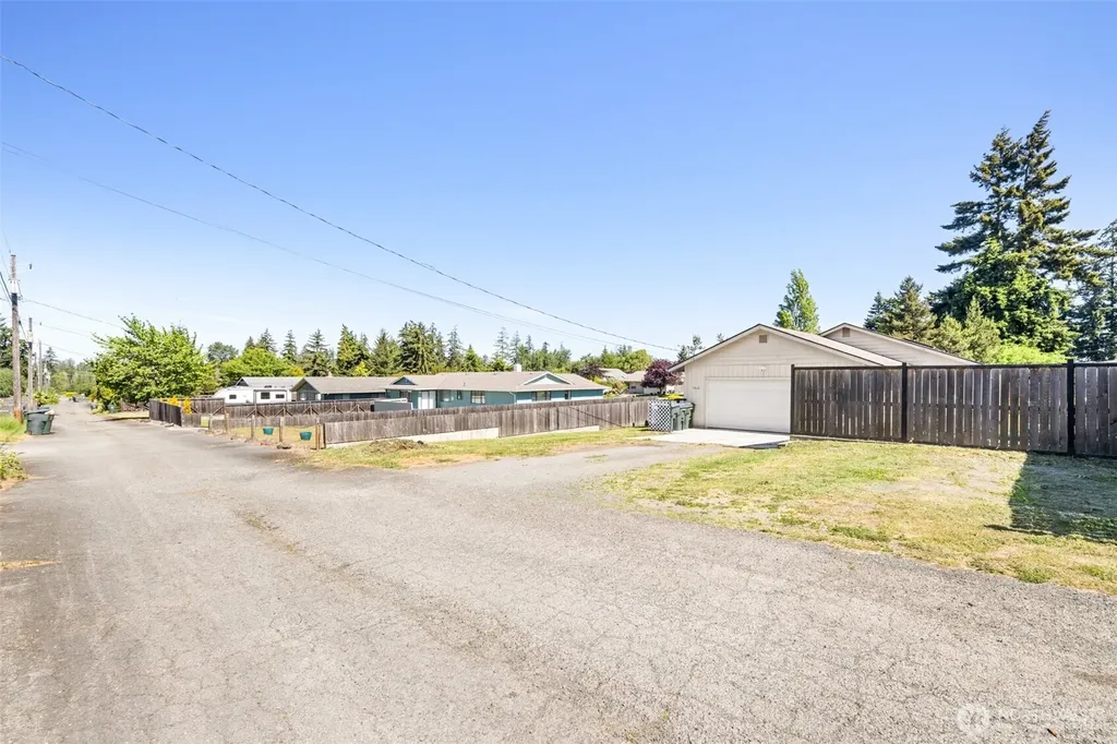 1410 W 10th Street Port Angeles WA 98363