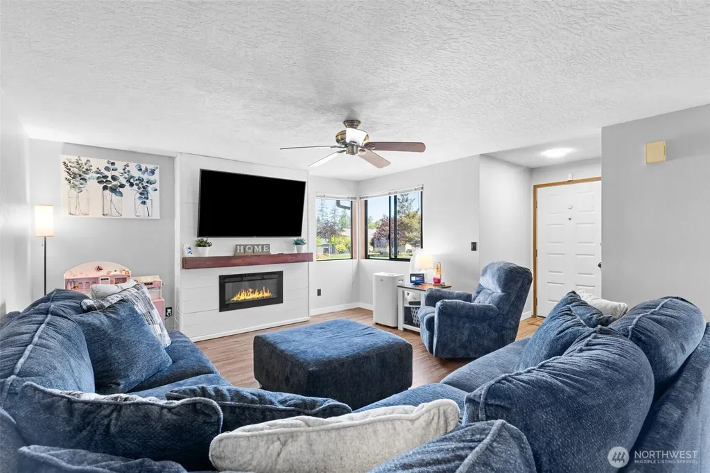 1410 W 10th Street Port Angeles WA 98363