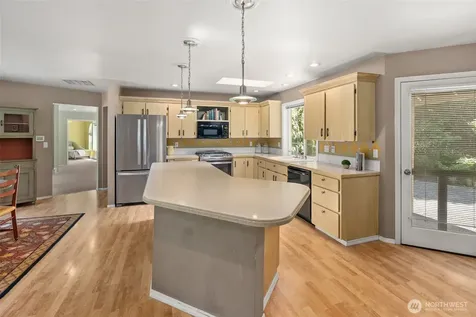 2226 35th St NW Gig Harbor WA 98335