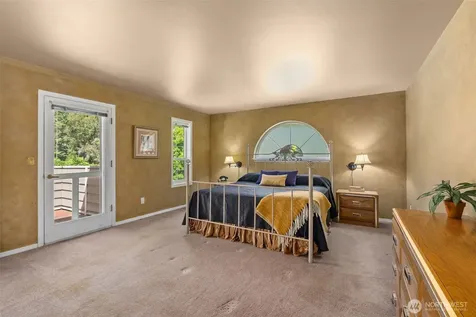 2226 35th St NW Gig Harbor WA 98335