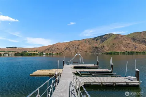 15055 N Lakeshore Drive Entiat WA 98822