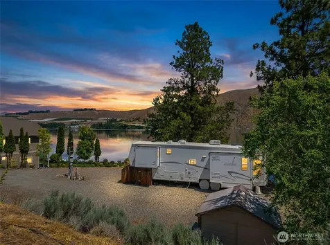15055 N Lakeshore Drive Entiat WA 98822
