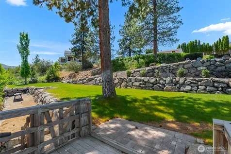 15055 N Lakeshore Drive Entiat WA 98822