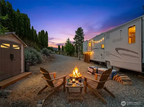 15055 N Lakeshore Drive Entiat WA 98822