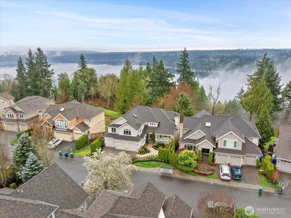 2211 204th Place NE Sammamish WA 98074