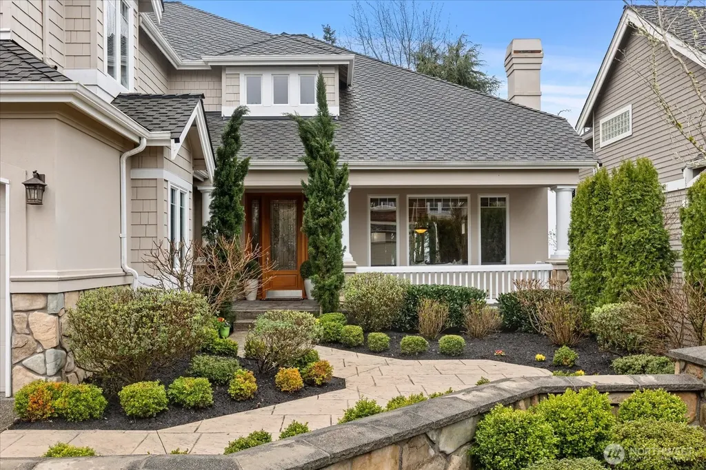 2211 204th Place NE Sammamish WA 98074