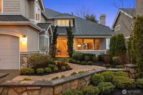 2211 204th Place NE Sammamish WA 98074
