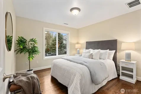 2211 204th Place NE Sammamish WA 98074