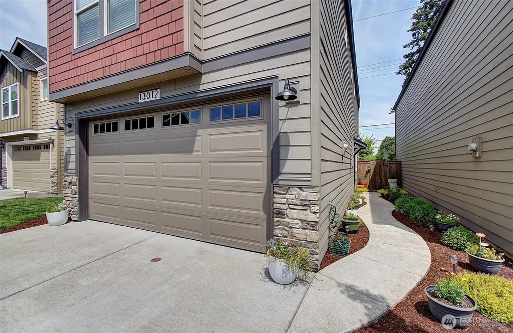 13012 NE 28th Way Vancouver WA 98684