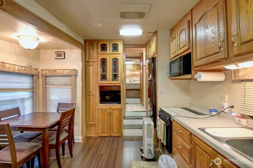 2061 Exit Road Sumas WA 98295