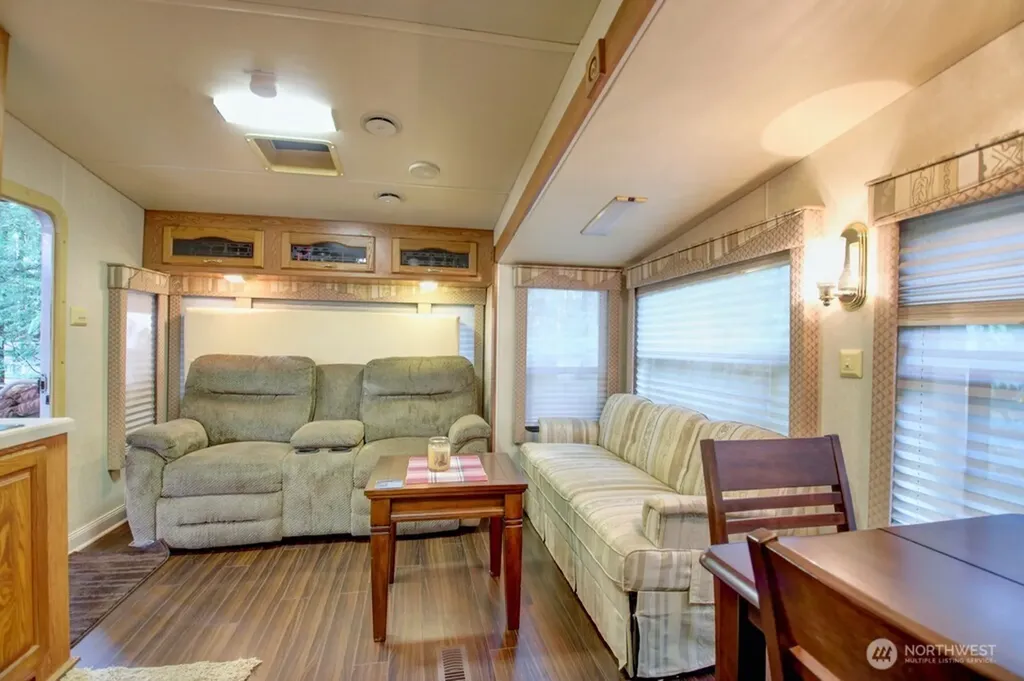 2061 Exit Road Sumas WA 98295