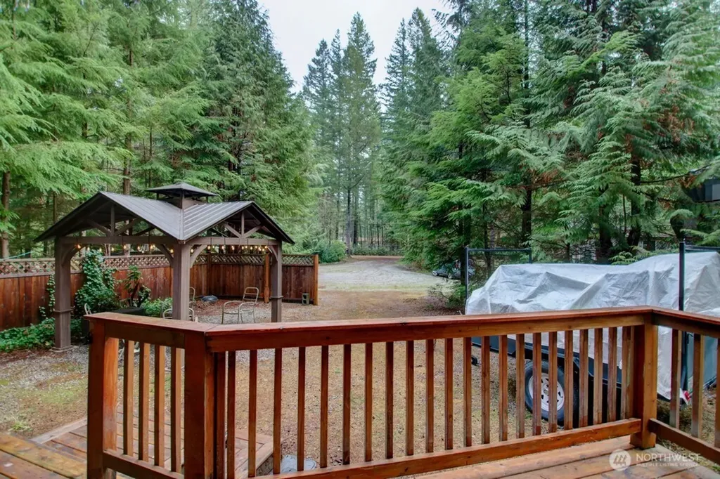 2061 Exit Road Sumas WA 98295