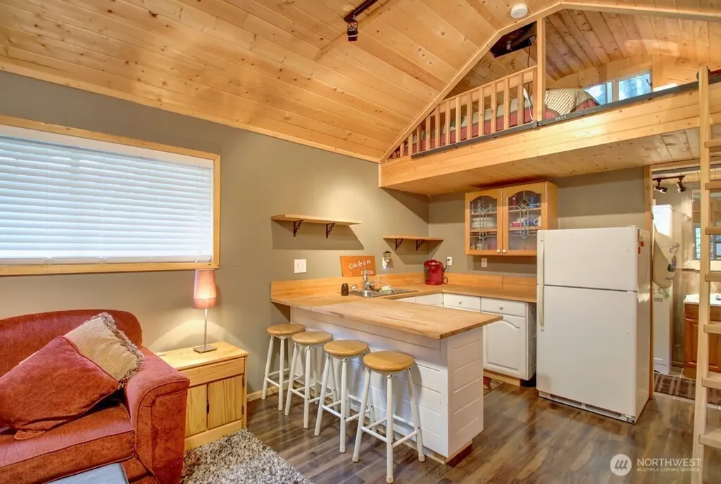 2061 Exit Road Sumas WA 98295