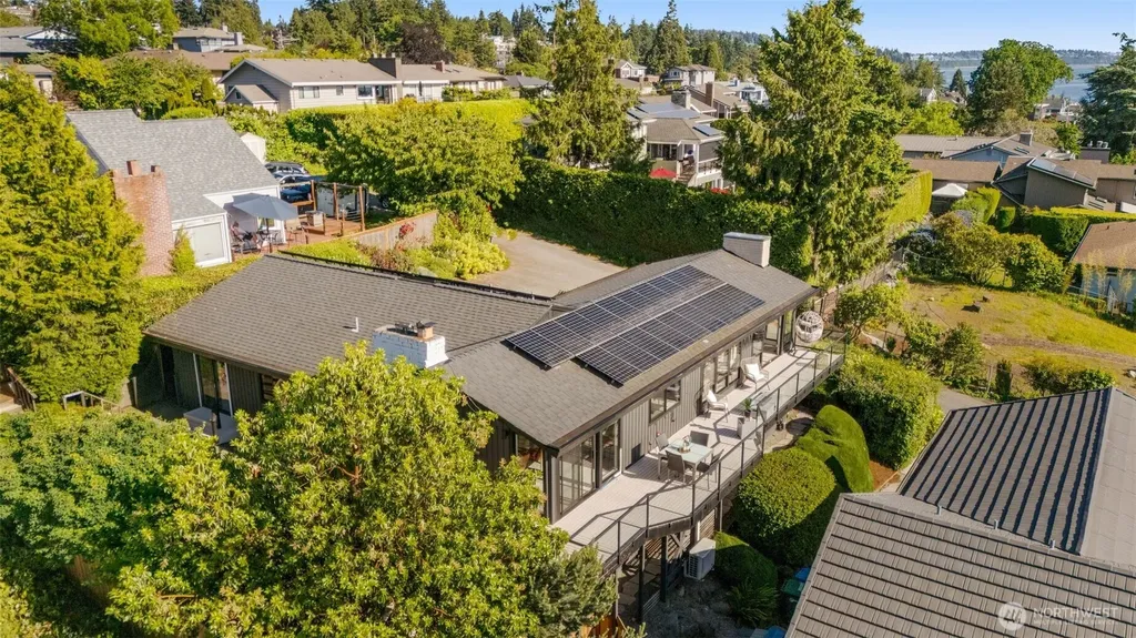 2606 NW 201st Street Shoreline WA 98177
