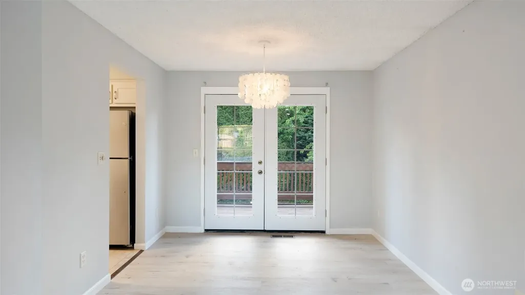 2043 NE Ridgewood Drive Poulsbo WA 98370
