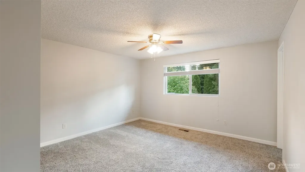 2043 NE Ridgewood Drive Poulsbo WA 98370