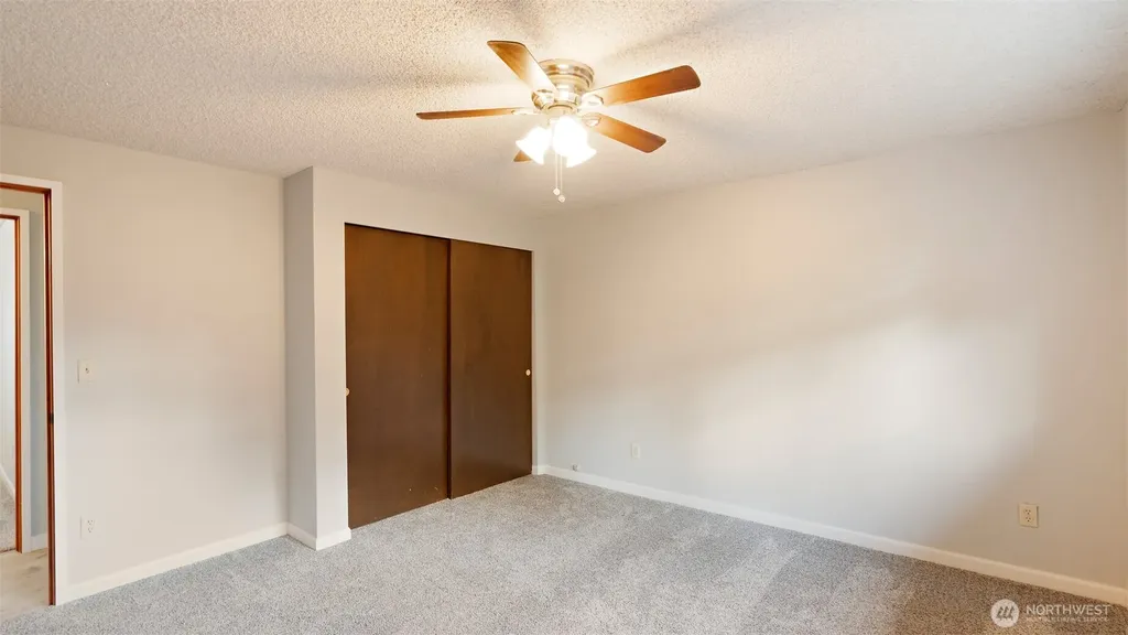 2043 NE Ridgewood Drive Poulsbo WA 98370