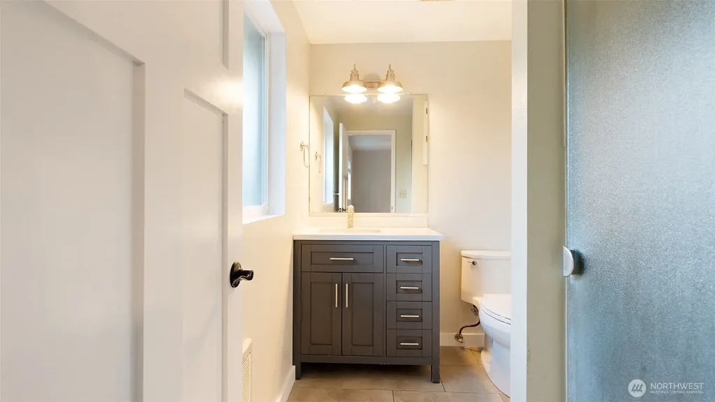 2043 NE Ridgewood Drive Poulsbo WA 98370