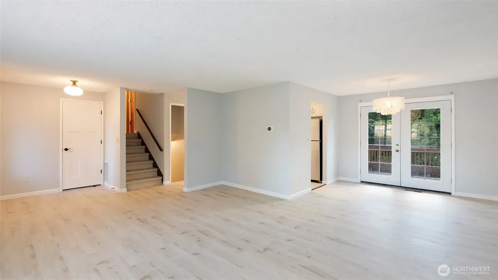 2043 NE Ridgewood Drive Poulsbo WA 98370