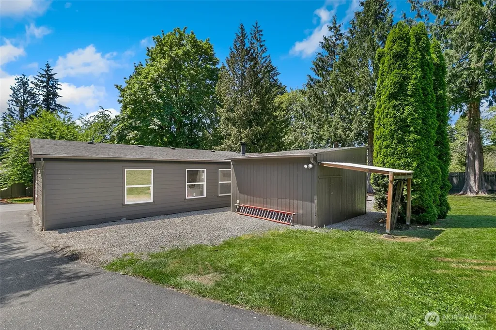 19616 SE 192nd Street Renton WA 98058