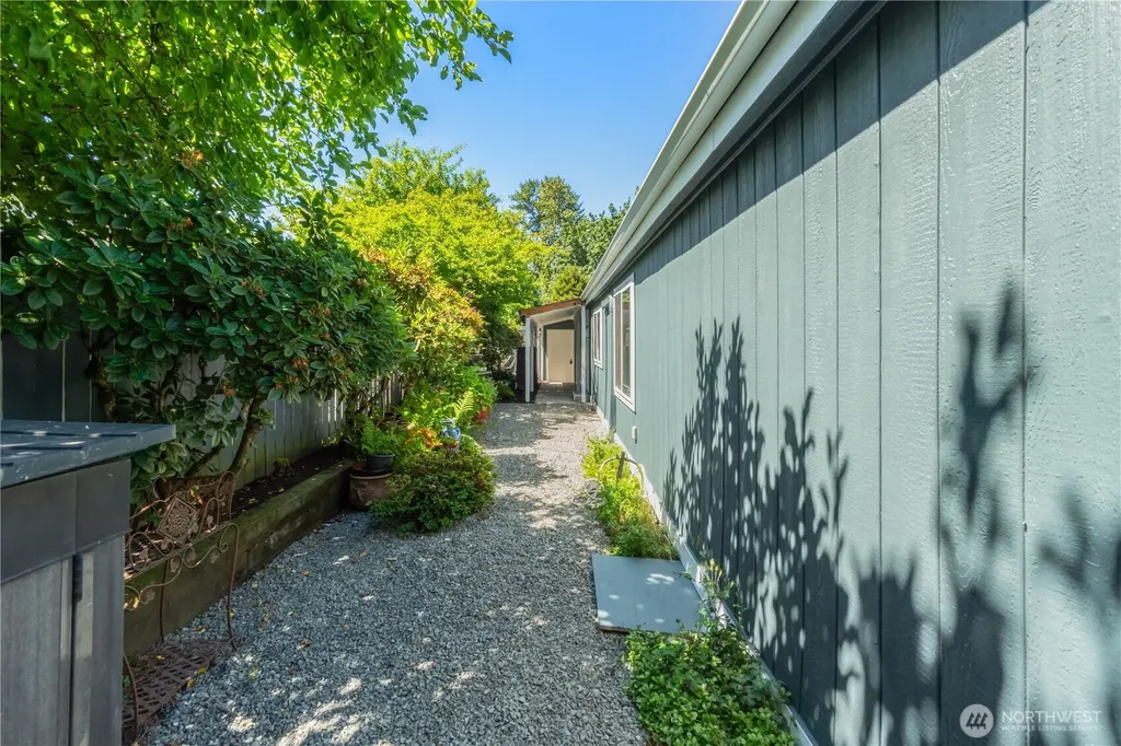 17138 117th Court NE Bothell WA 98011