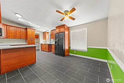 3001 S 288th Street Federal Way WA 98003