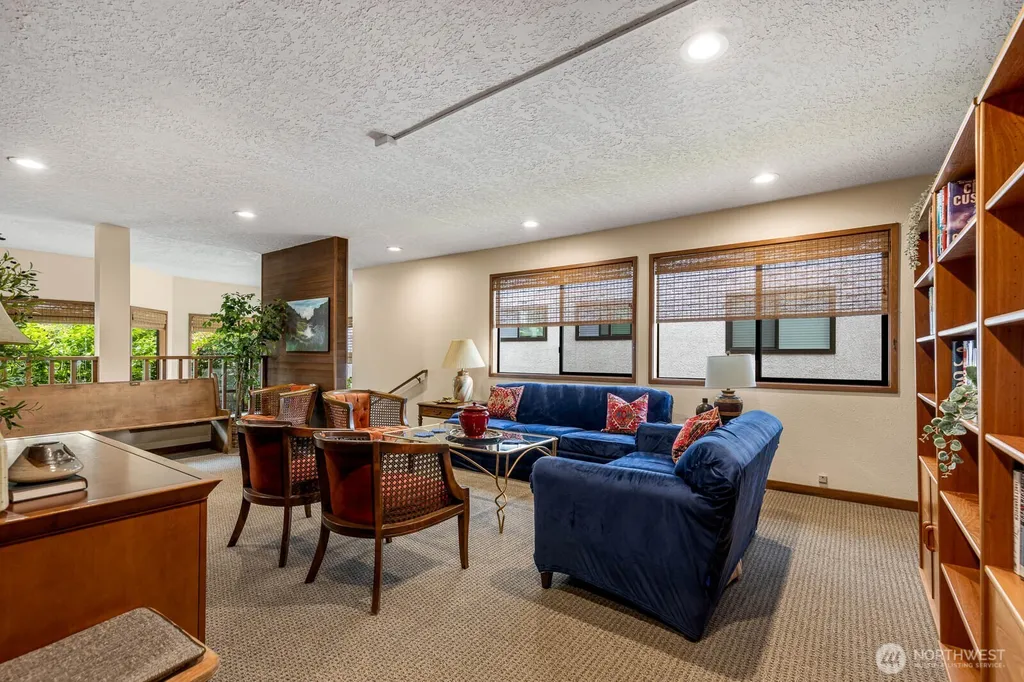 1070 5th Avenue S Edmonds WA 98020