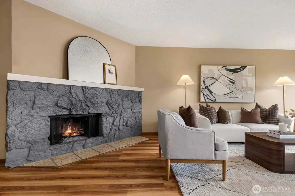 1070 5th Avenue S Edmonds WA 98020