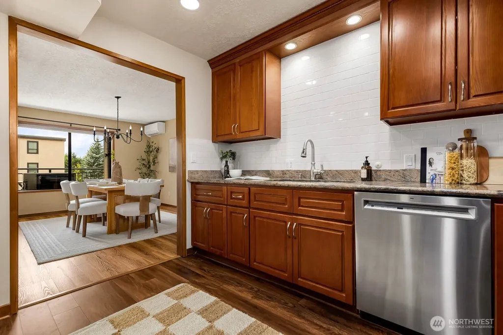 1070 5th Avenue S Edmonds WA 98020