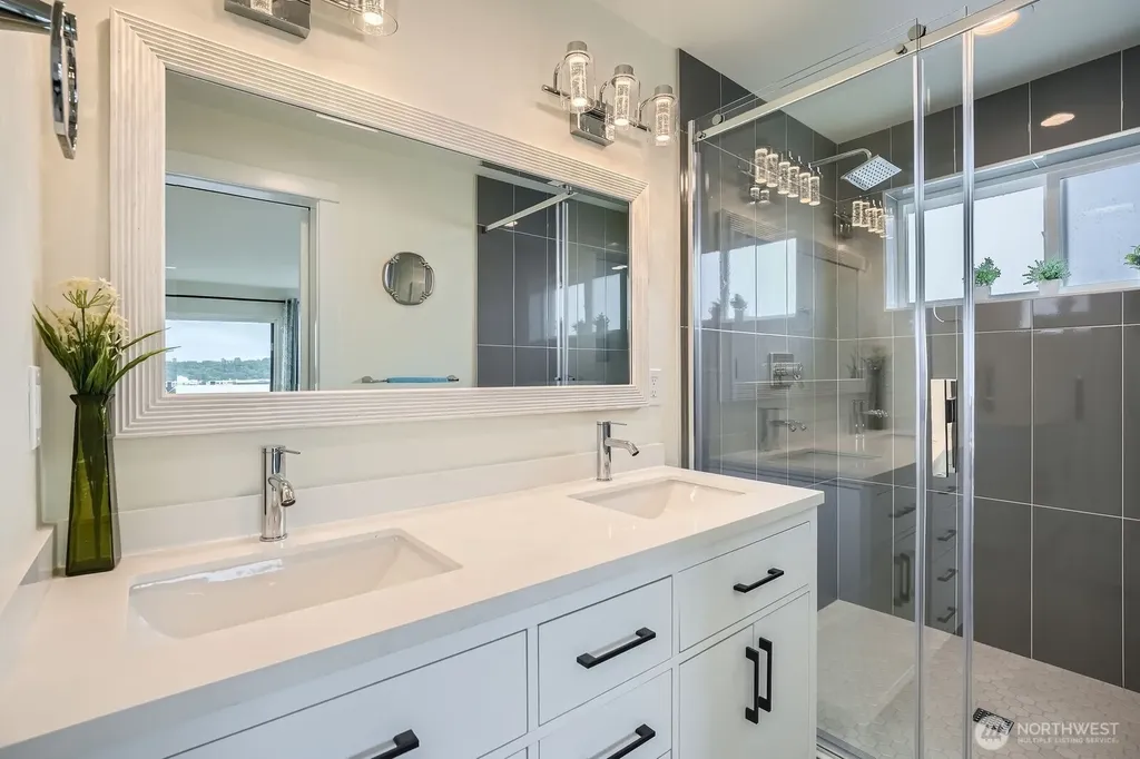 5930 18th Avenue S Seattle WA 98108