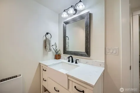 5930 18th Avenue S Seattle WA 98108