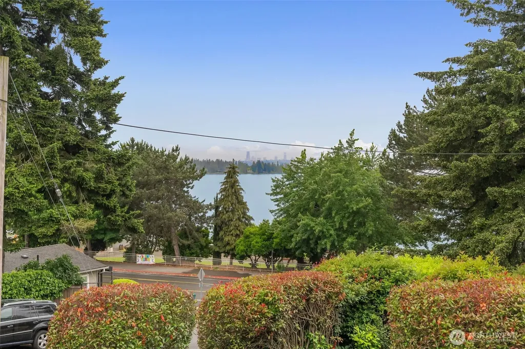 10110 NE 60th Street Kirkland WA 98033