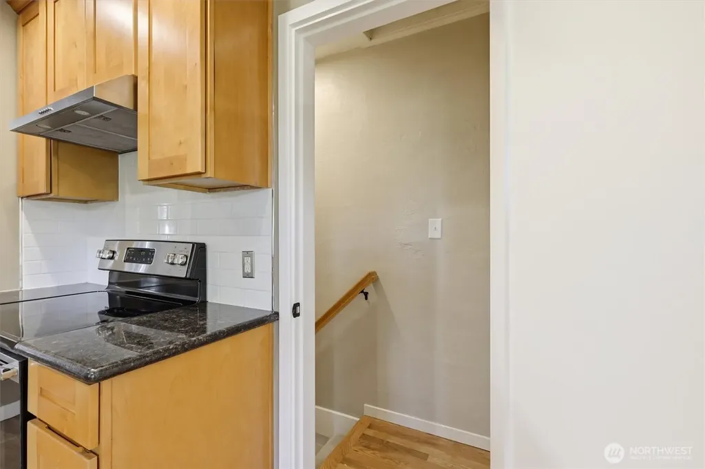 4809 SW Findlay Street Seattle WA 98136