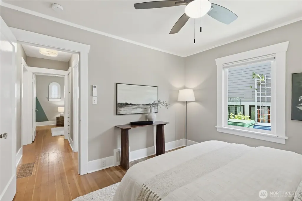 4809 SW Findlay Street Seattle WA 98136