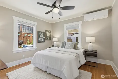 4809 SW Findlay Street Seattle WA 98136