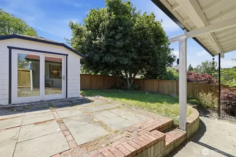 4809 SW Findlay Street Seattle WA 98136