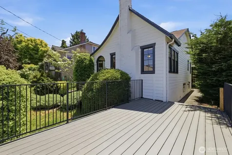 4809 SW Findlay Street Seattle WA 98136