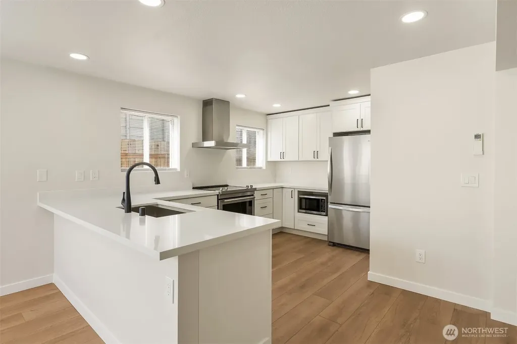 2201 NW 64th Street Seattle WA 98107