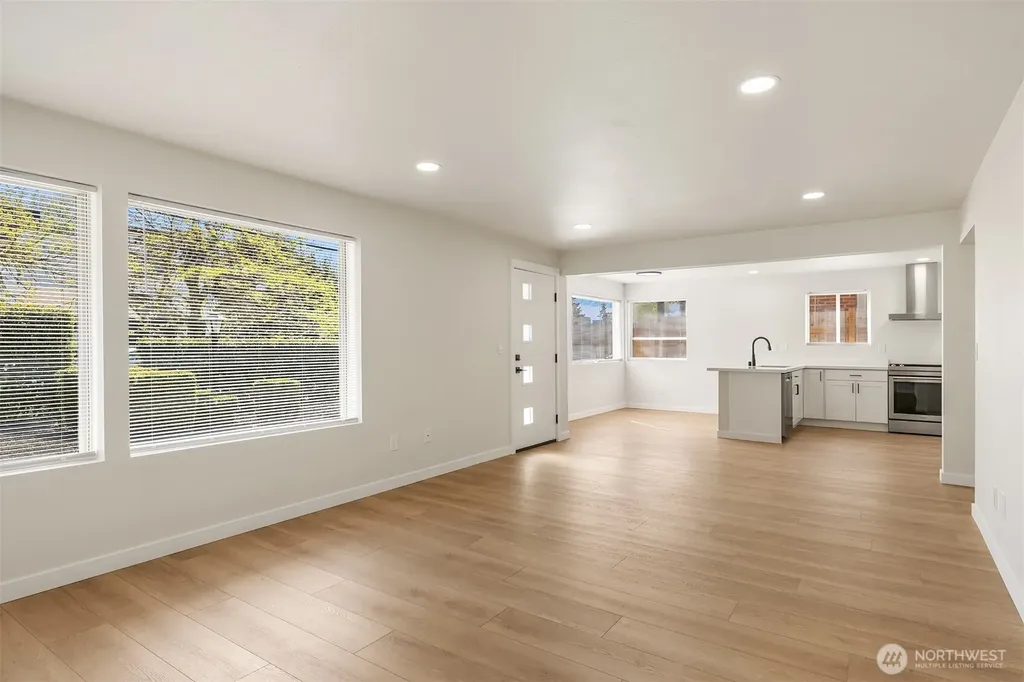 2201 NW 64th Street Seattle WA 98107