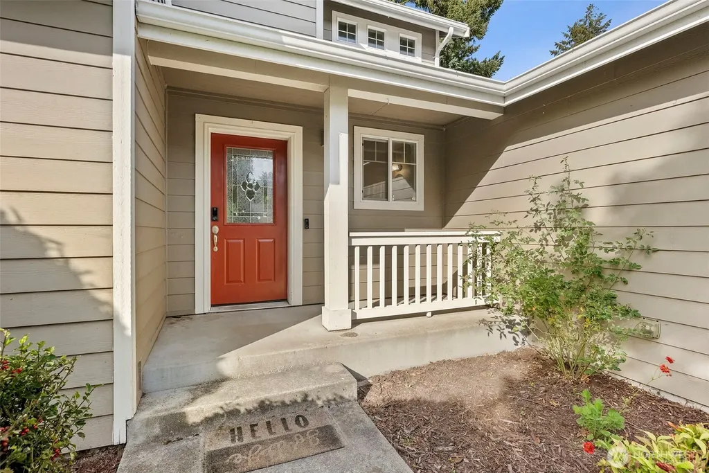15880 104th Ave SE Yelm WA 98597