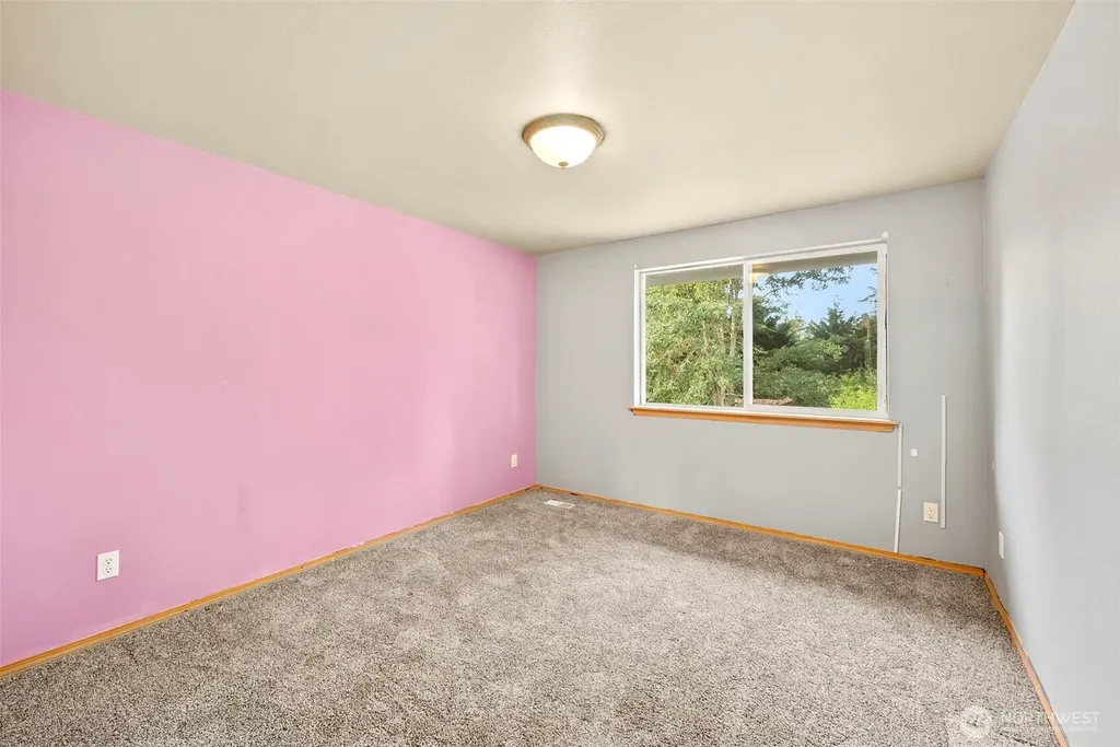 15880 104th Ave SE Yelm WA 98597