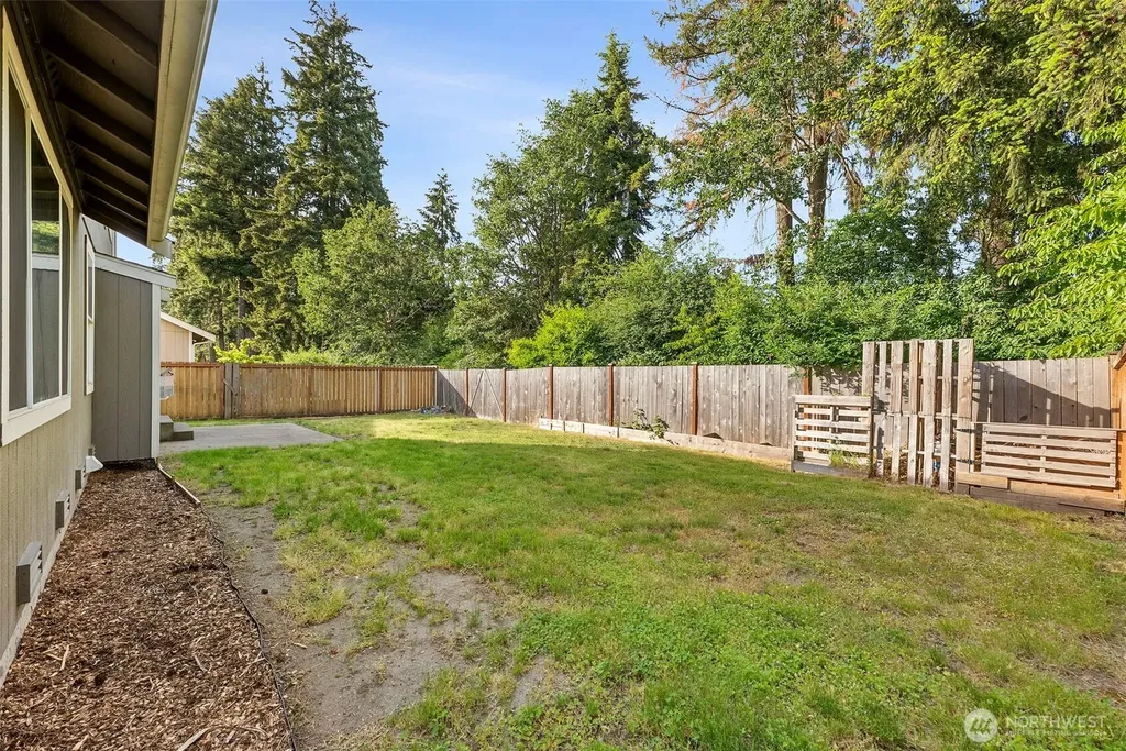 15880 104th Ave SE Yelm WA 98597
