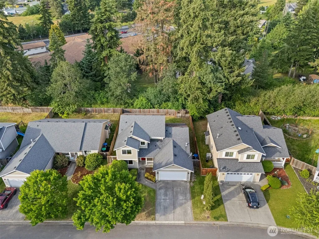 15880 104th Ave SE Yelm WA 98597